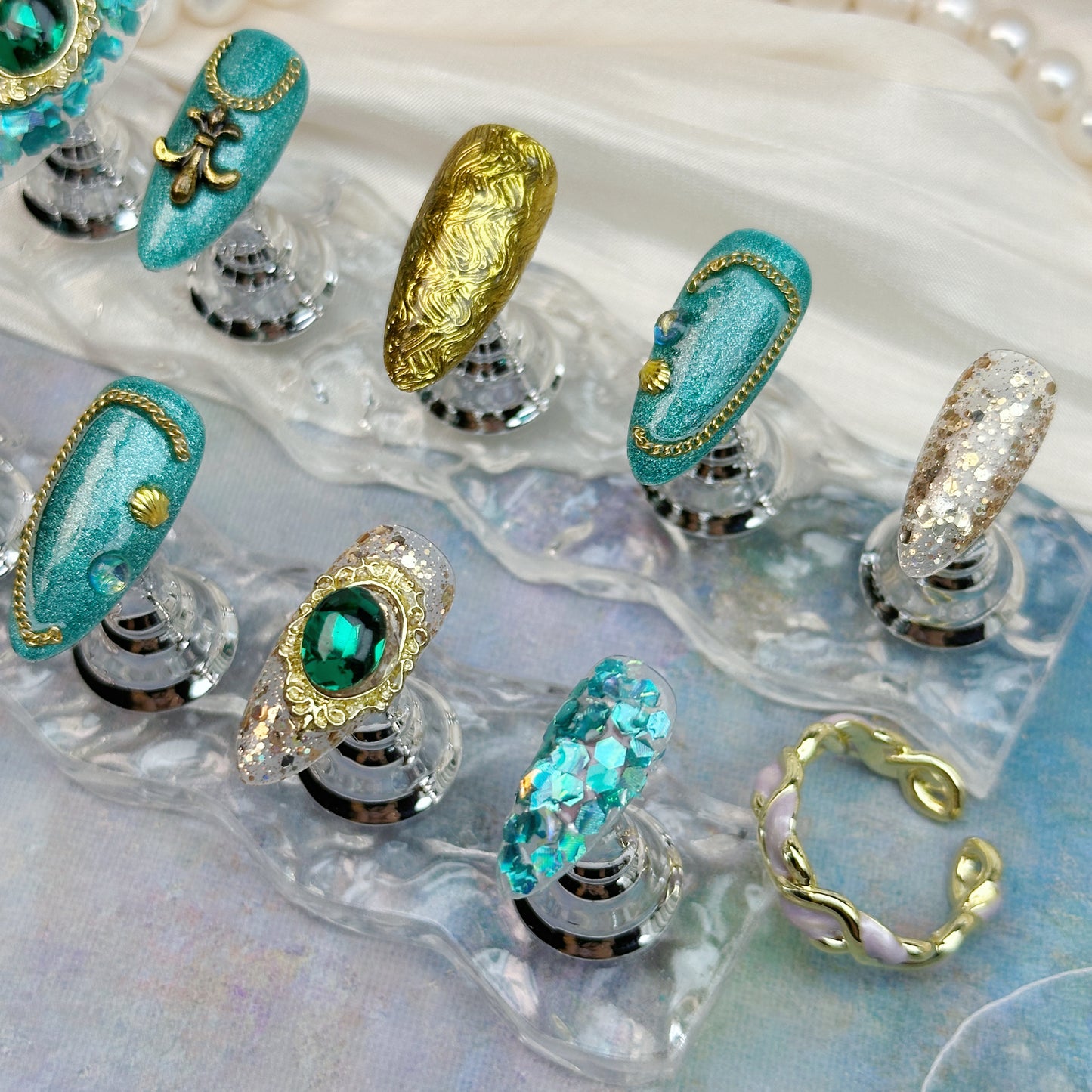 * Emerald Baroque | Handmade Press-On Nails | Style No. A002 | Reusable, Long-Lasting, Luxury Nail Set