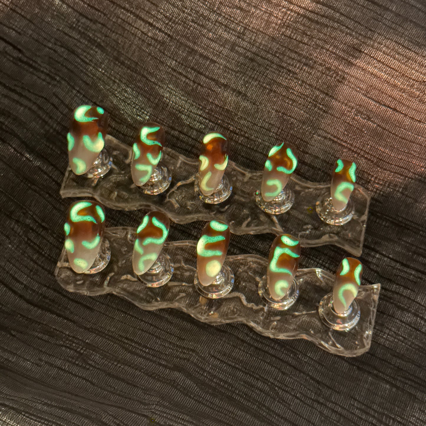 Amber Mist | Handmade Press-On Nails | Style No. A043 | Glow-in-the-Dark Gradient Brown-White