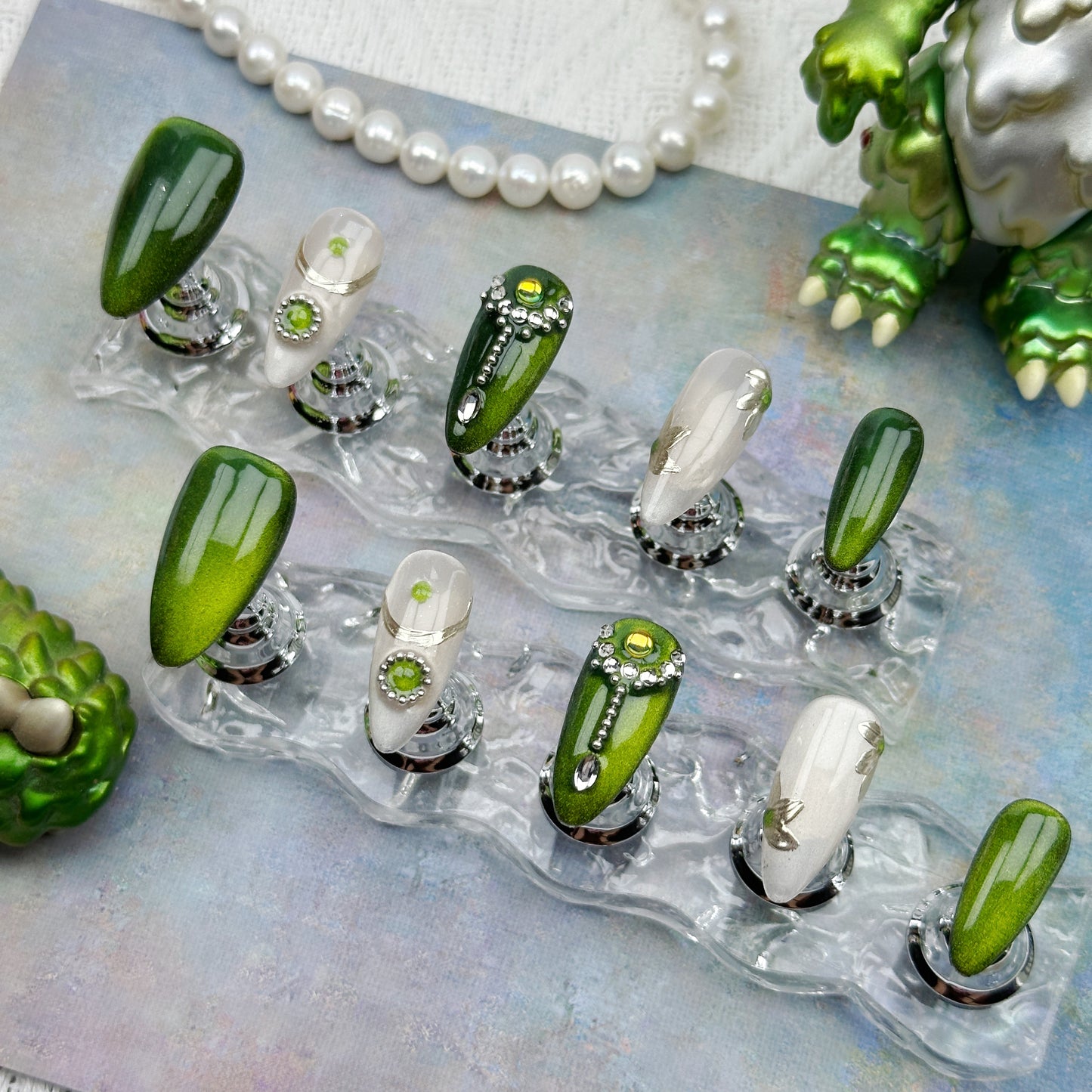 Emerald Velvet Handmade Press-On Nails | Style No. A001| Deep Green Cat Eye, Elegant Jewel Design