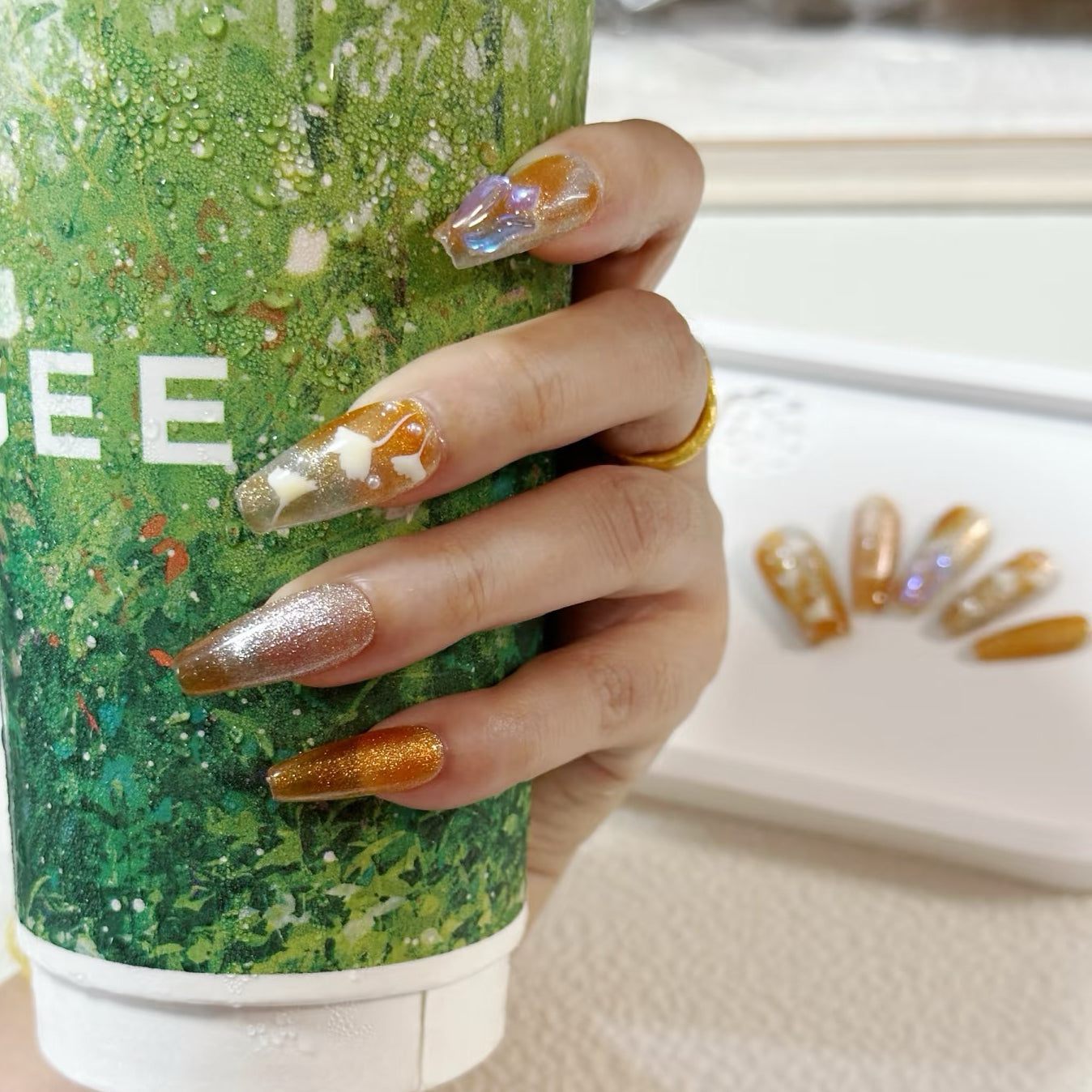 Golden Star Glitter QL008 Press On Nails ⭐✨ | Handmade Luxury Gold Ombre Reusable Press-On Nails