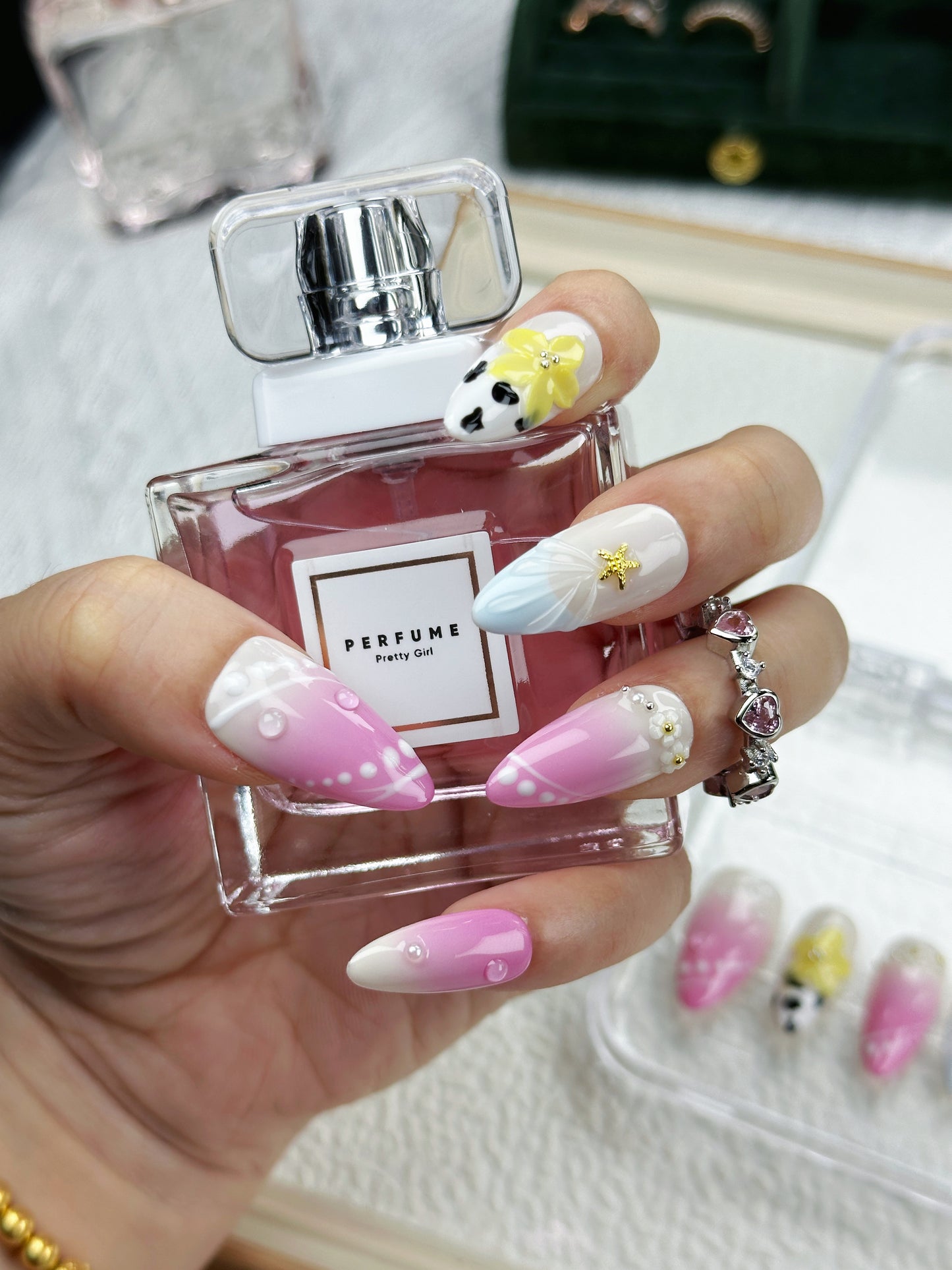 Pastel Blossom | Handmade Press-On Nails | Style No. A003 | Soft Gradient, Floral Design, Reusable Nails