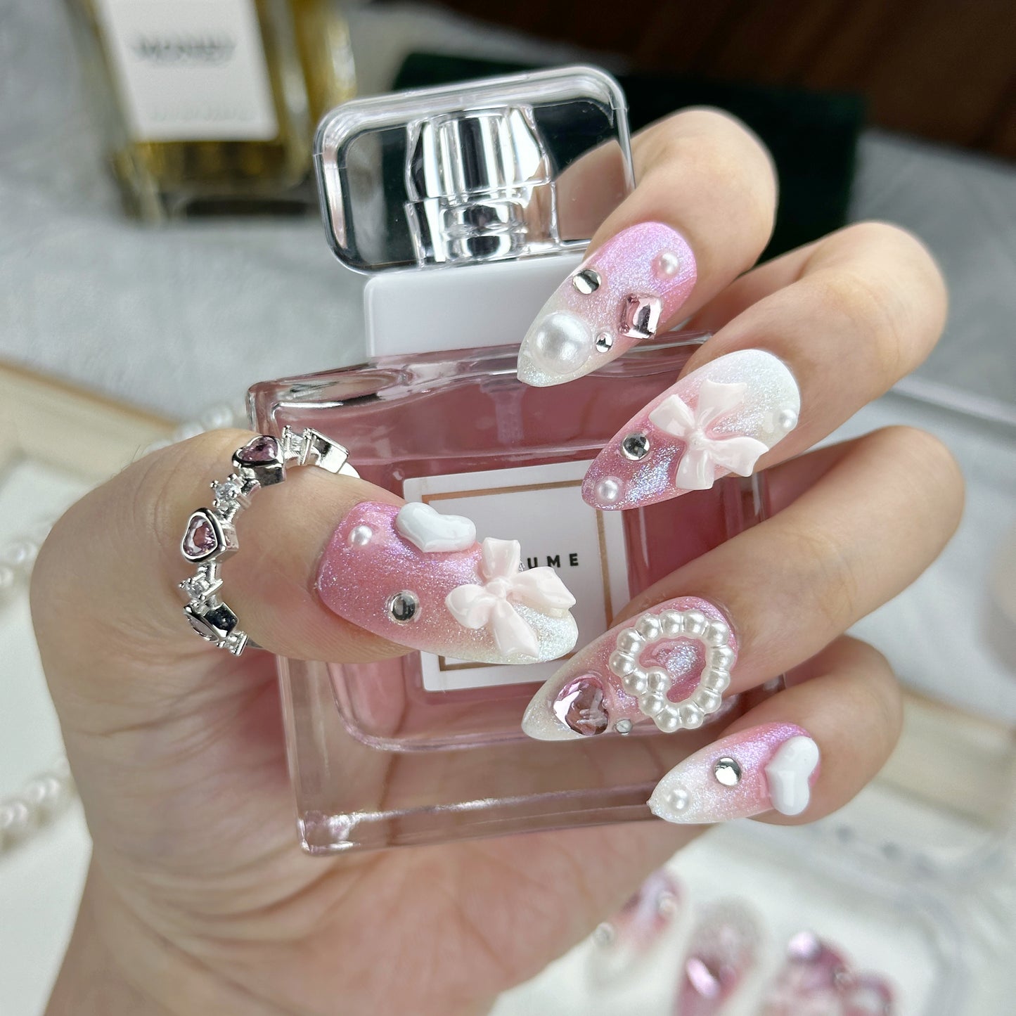 Sweetheart Glaze | Handmade Press-On Nails | Style No. A032 | Pink Glitter Gradient, 3D Hearts & Bows, Reusable Kawaii Nail Set