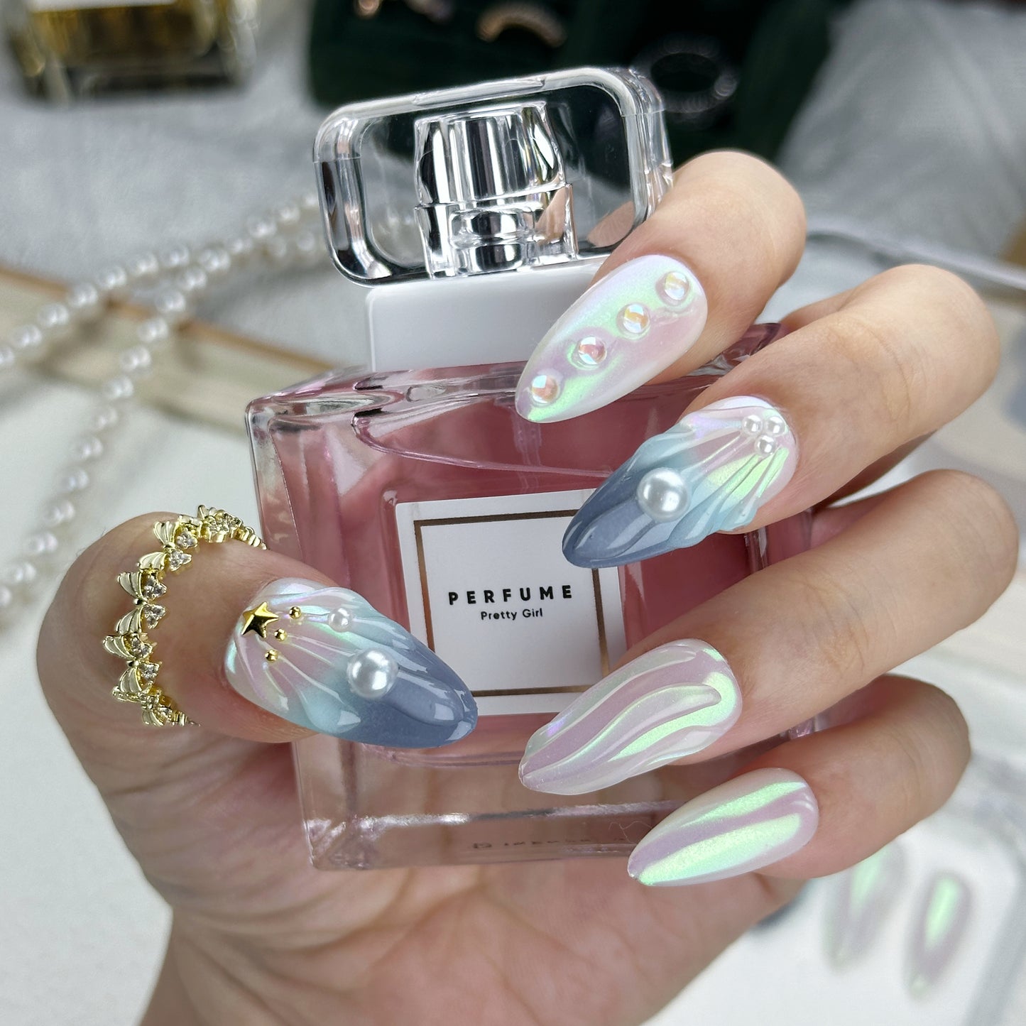 Ocean Aurora | Handmade Press-On Nails | Style No. G003 | Iridescent Shell Finish, Pearl & Star Accents, Reusable Mermaid-Inspired Nail Set
