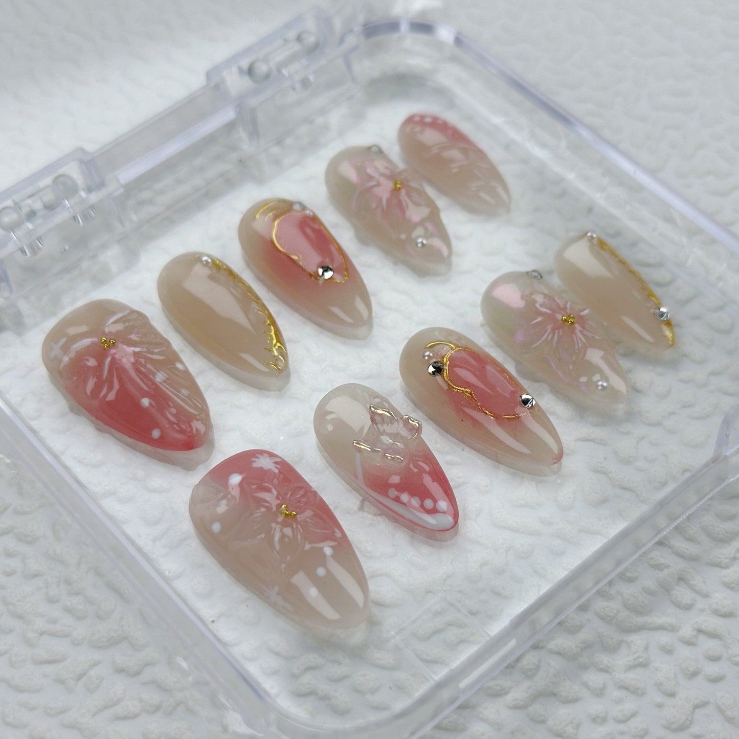 Sakura Whisper | Handmade Press-On Nails | Style No. P059 | Nude & Pink Blossom Design, Gold Foil Accents, Reusable Floral Nail Set