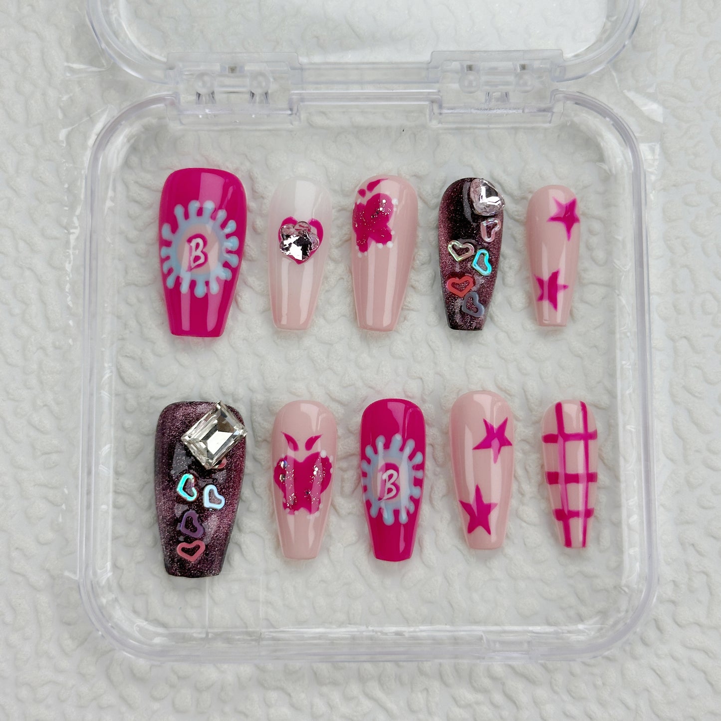 Barbiecore Pop | Handmade Press-On Nails | Style No. G082 | Hot Pink & Nude, Graphic Hearts & Stars, Reusable Y2K-Inspired Nail Set