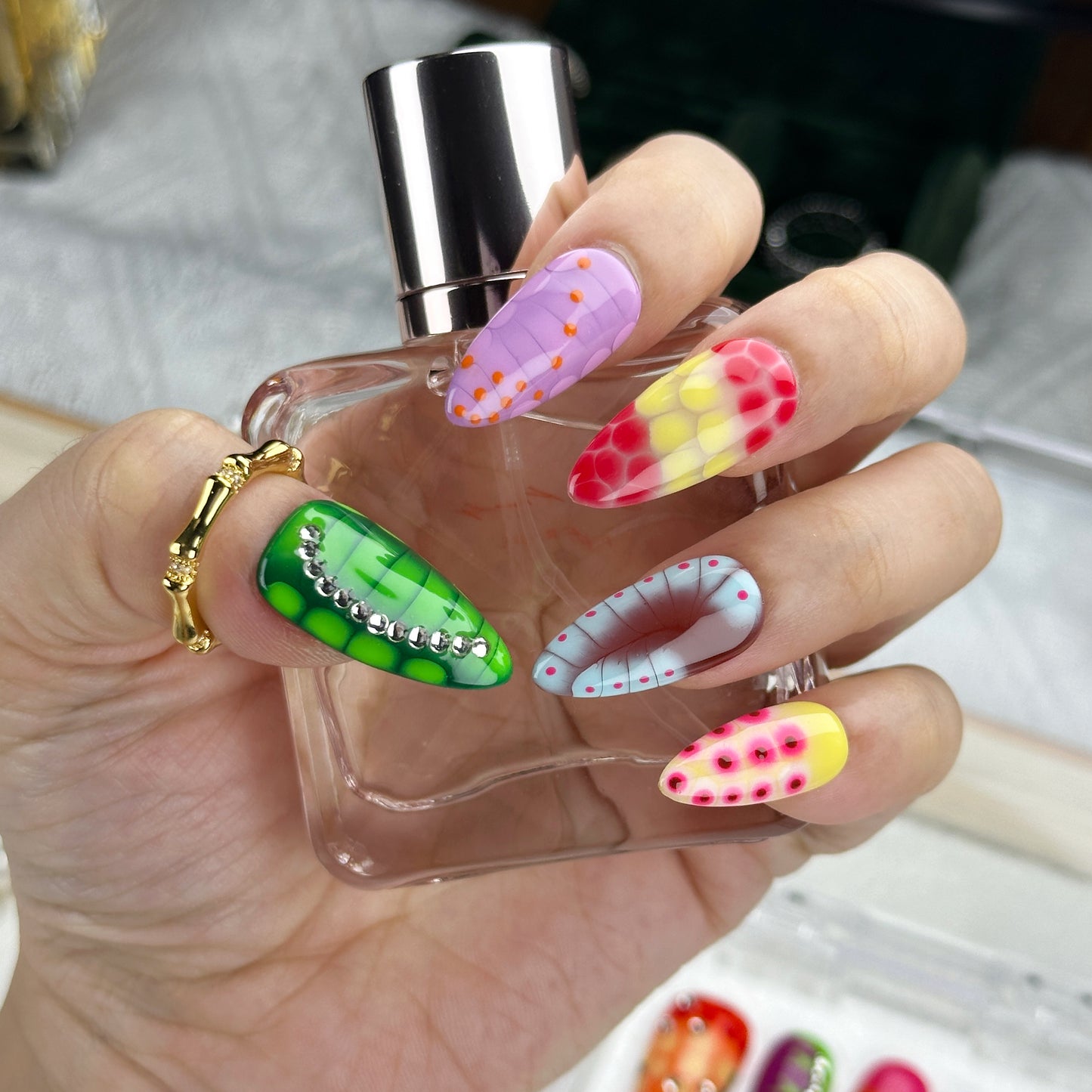 Monster Pop | Handmade Press-On Nails | Style No. G006| Bold Color Mix, Claw-Inspired Design, Reusable Artistic Nail Set